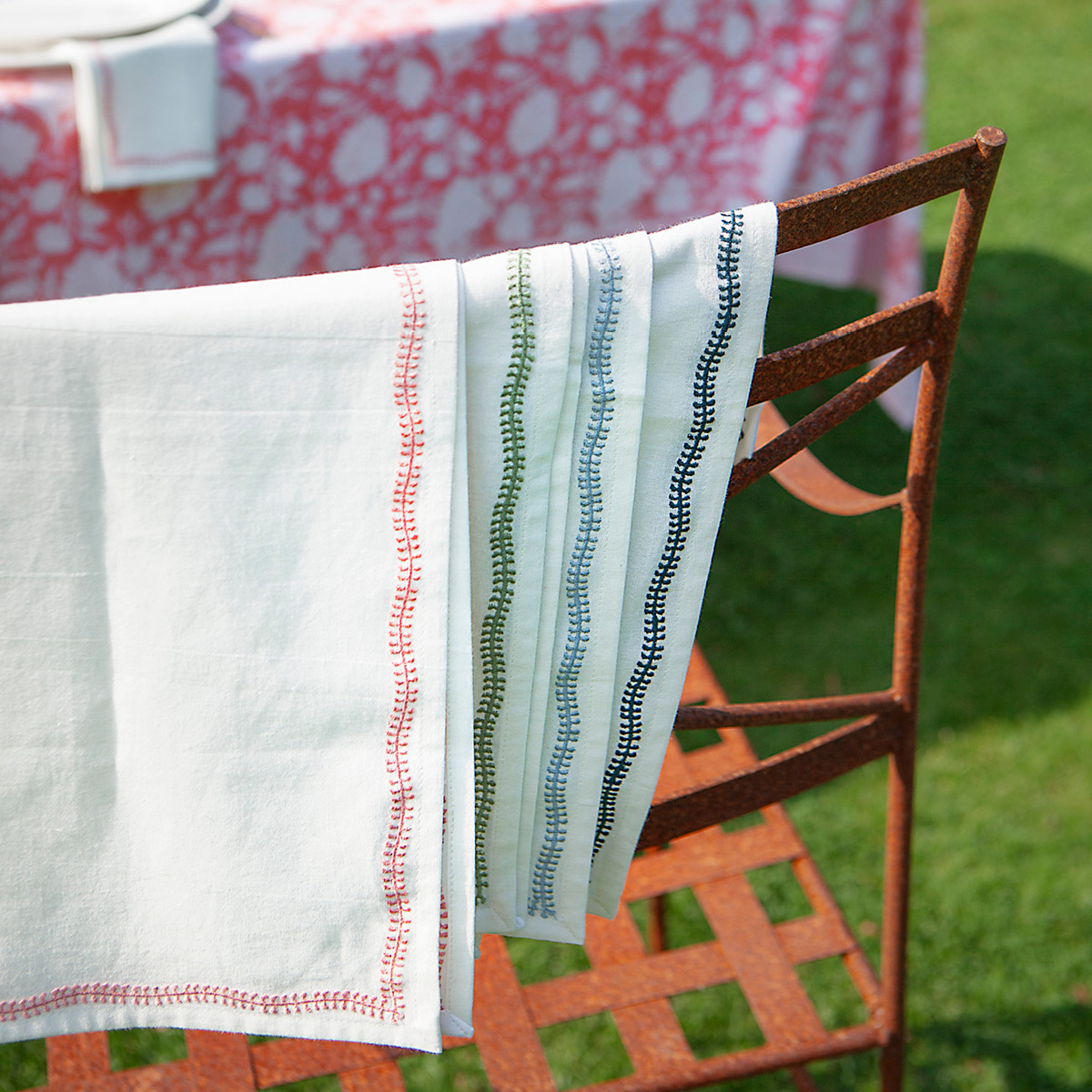 Chamois White Embroidery Lautasliina 50x50 cm 4 kpl Green Tea