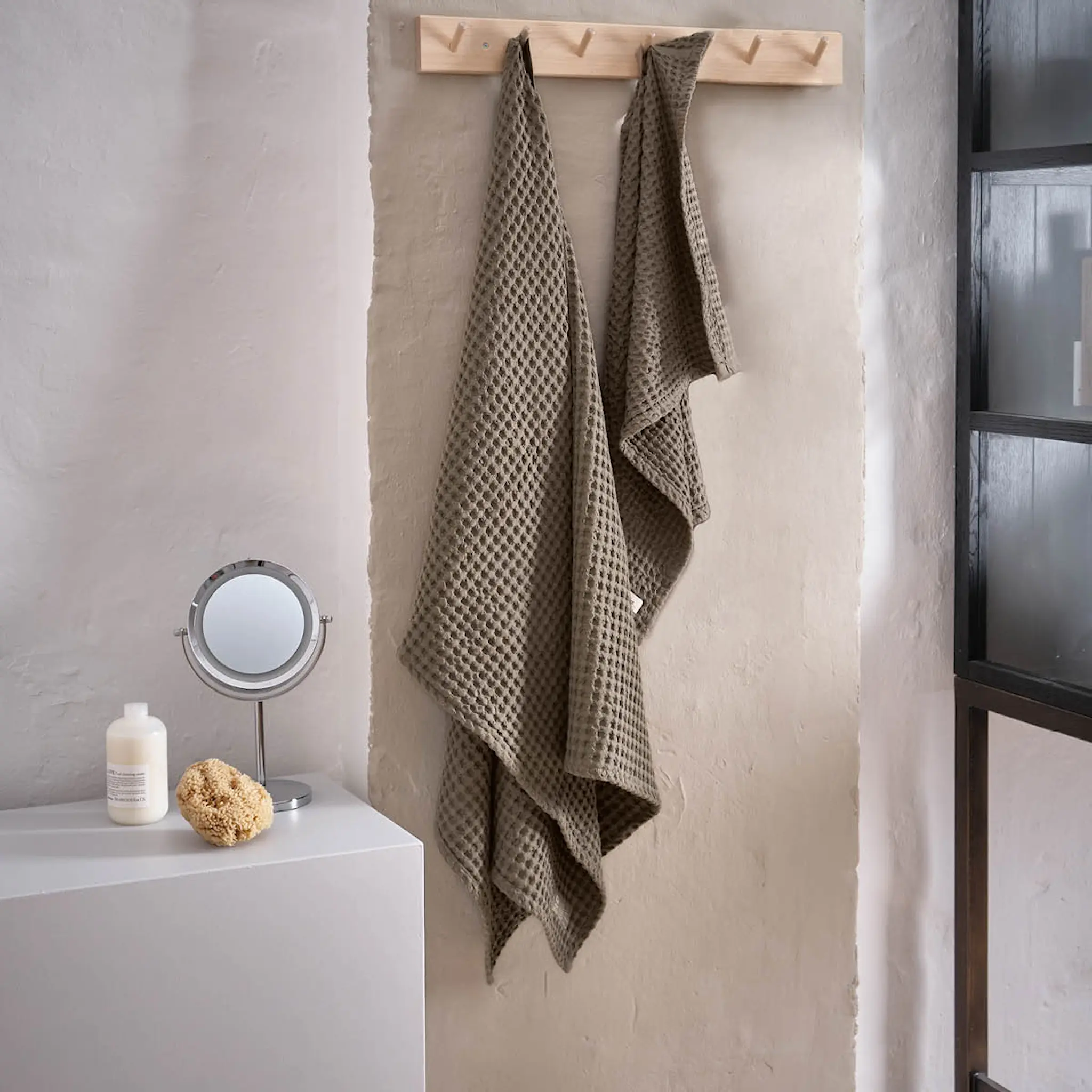 The Organic Company Big Waffle Lahjasetti: Kylpypyyhe + Käsipyyhe Clay