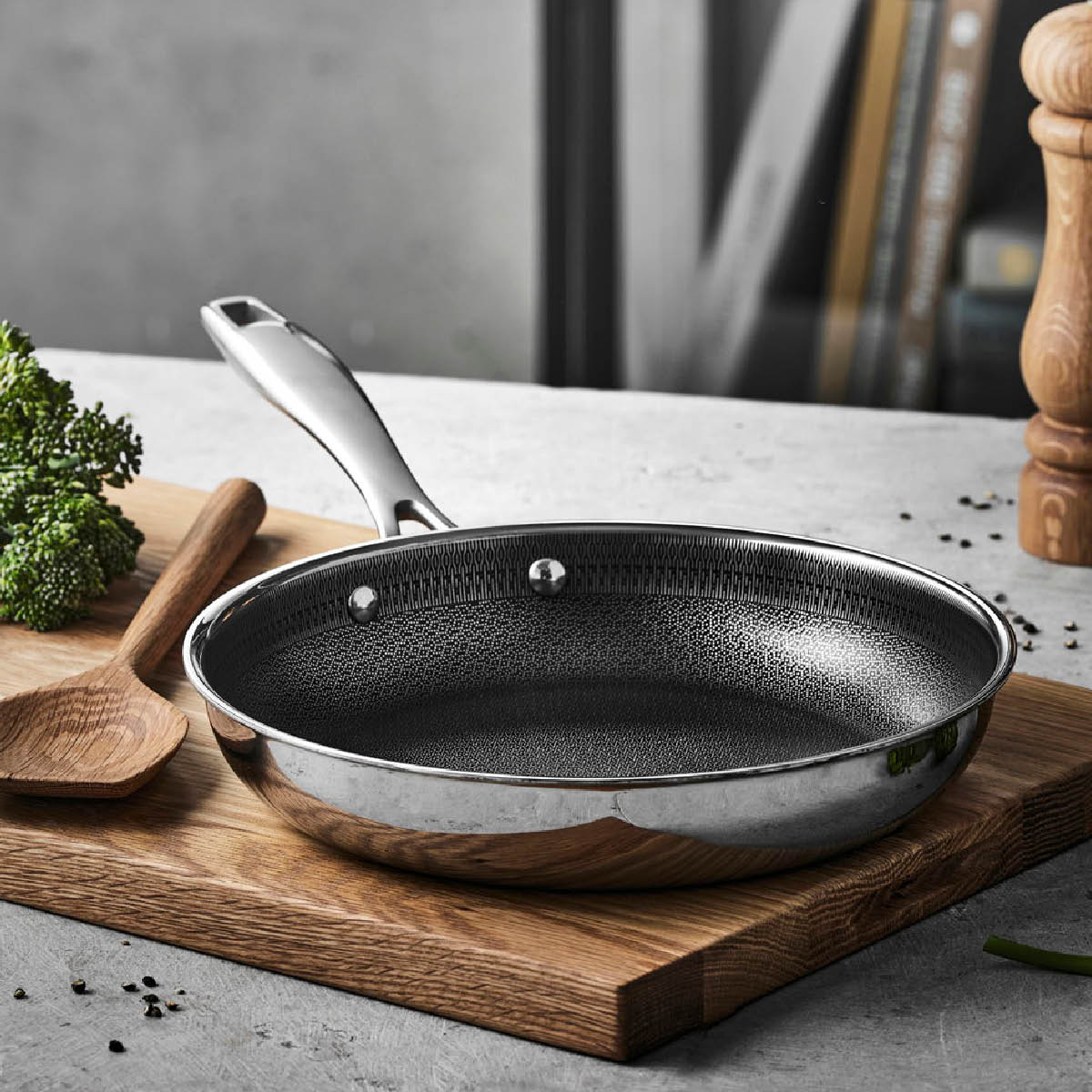 Pillivuyt Gourmet Paillon Hybrid stekepanne 24 cm keramisk