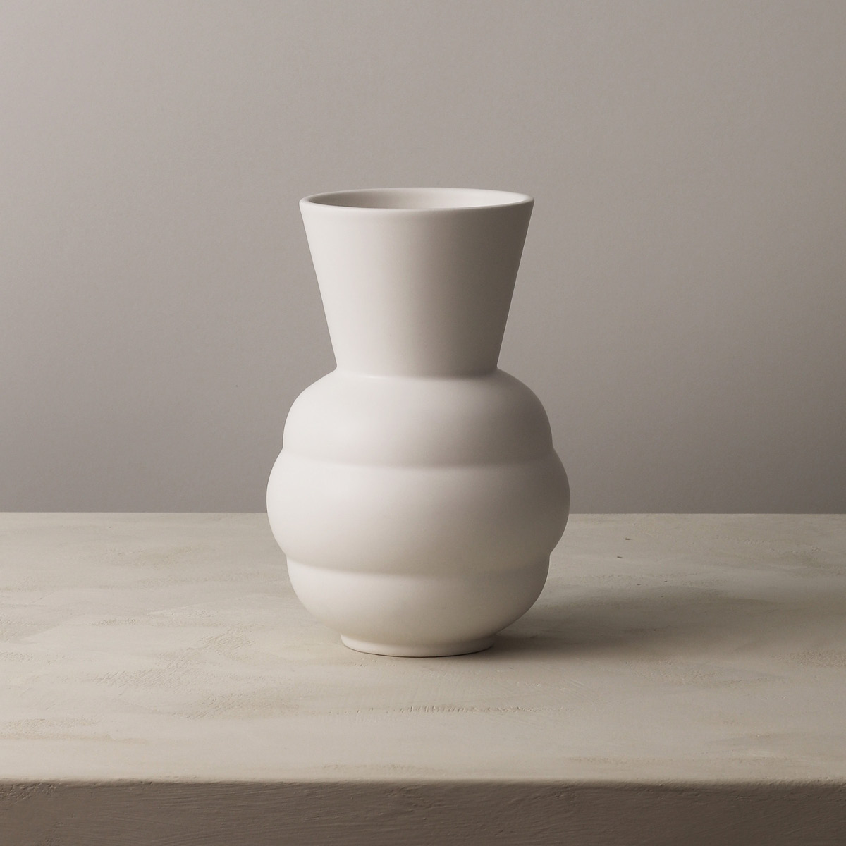 Knabstrup Keramik Tortus Archie No.1 vase 21 cm hvit