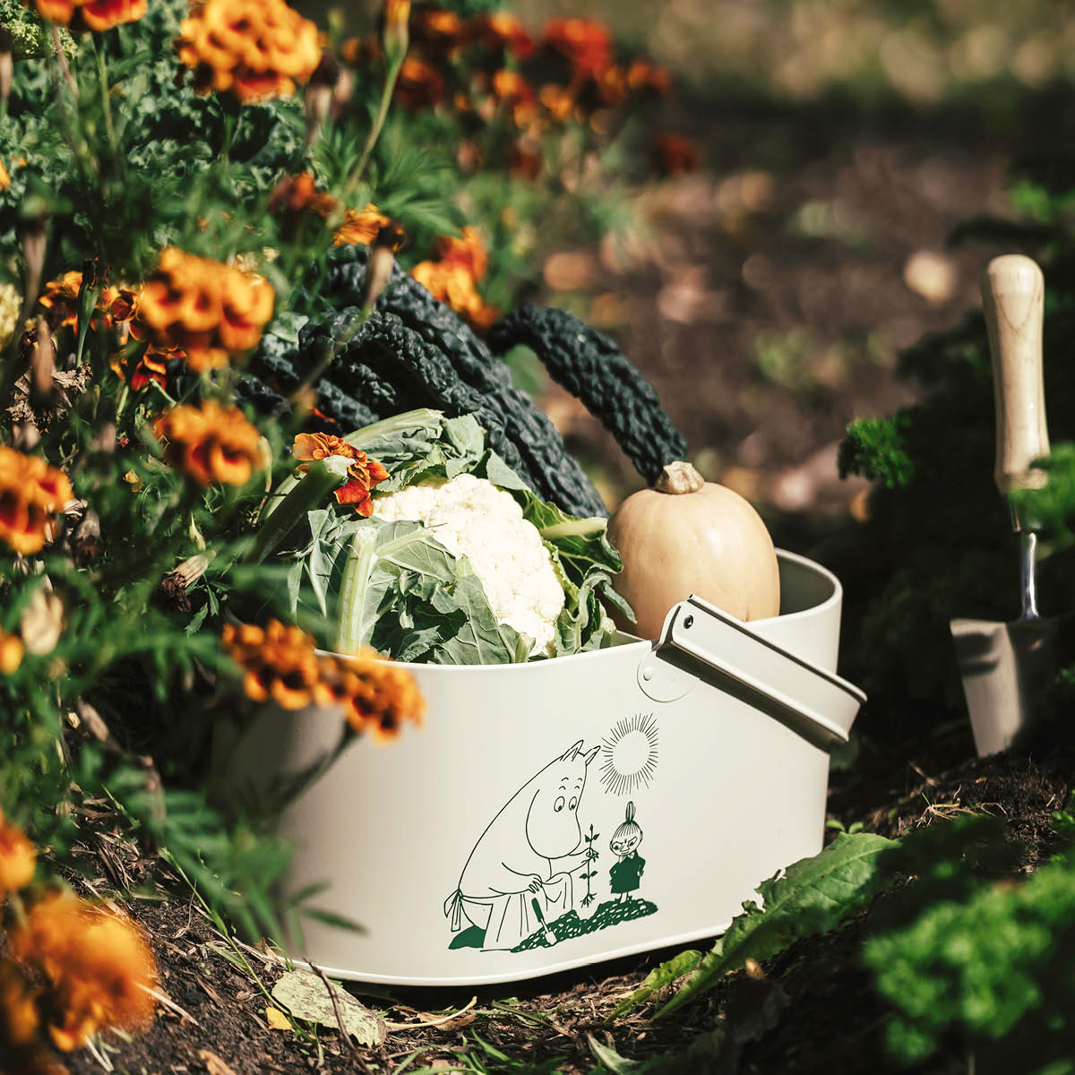 Muurla Mumin spann i plåt 17,5 cm naturvit