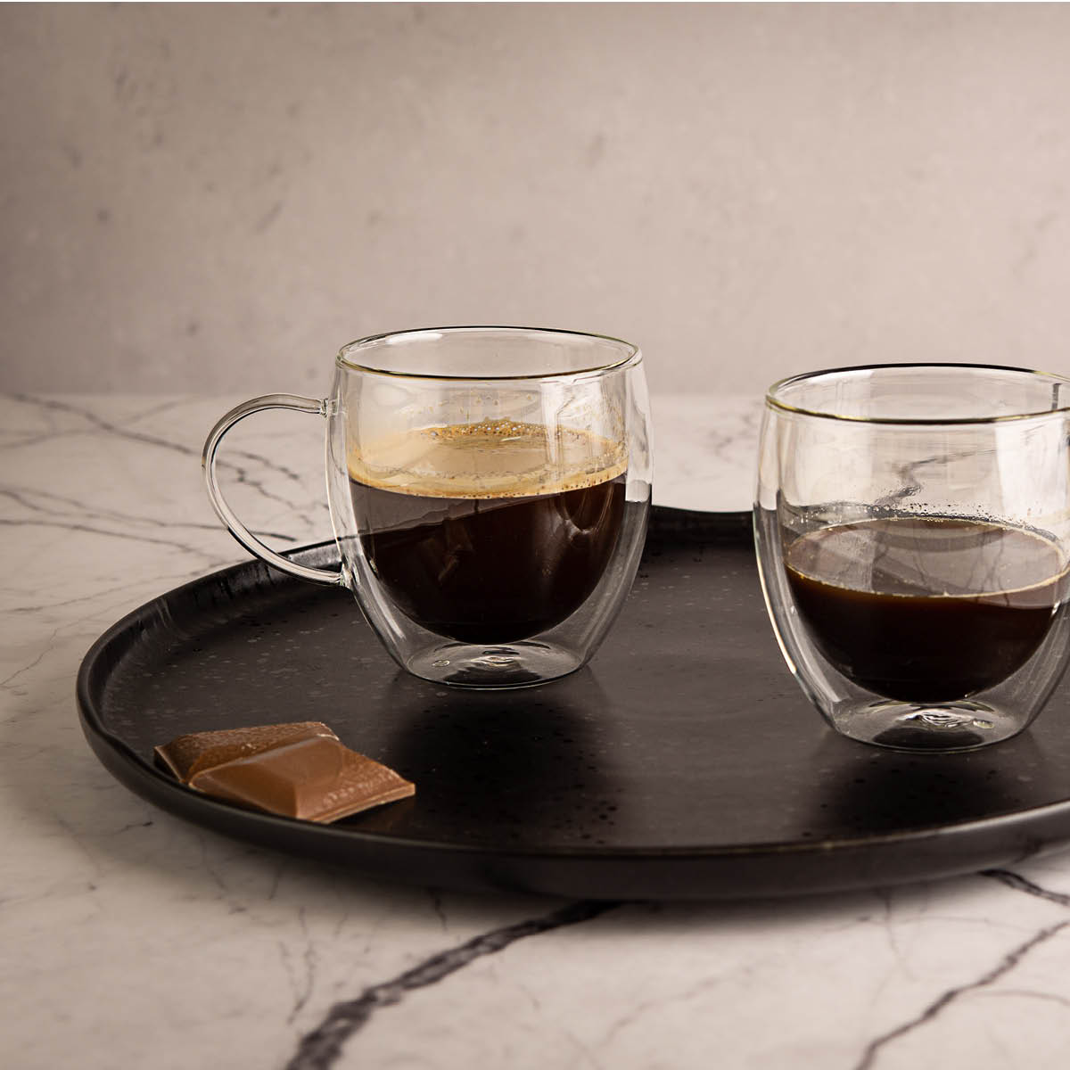 Modern House Black Satin fat 32 cm