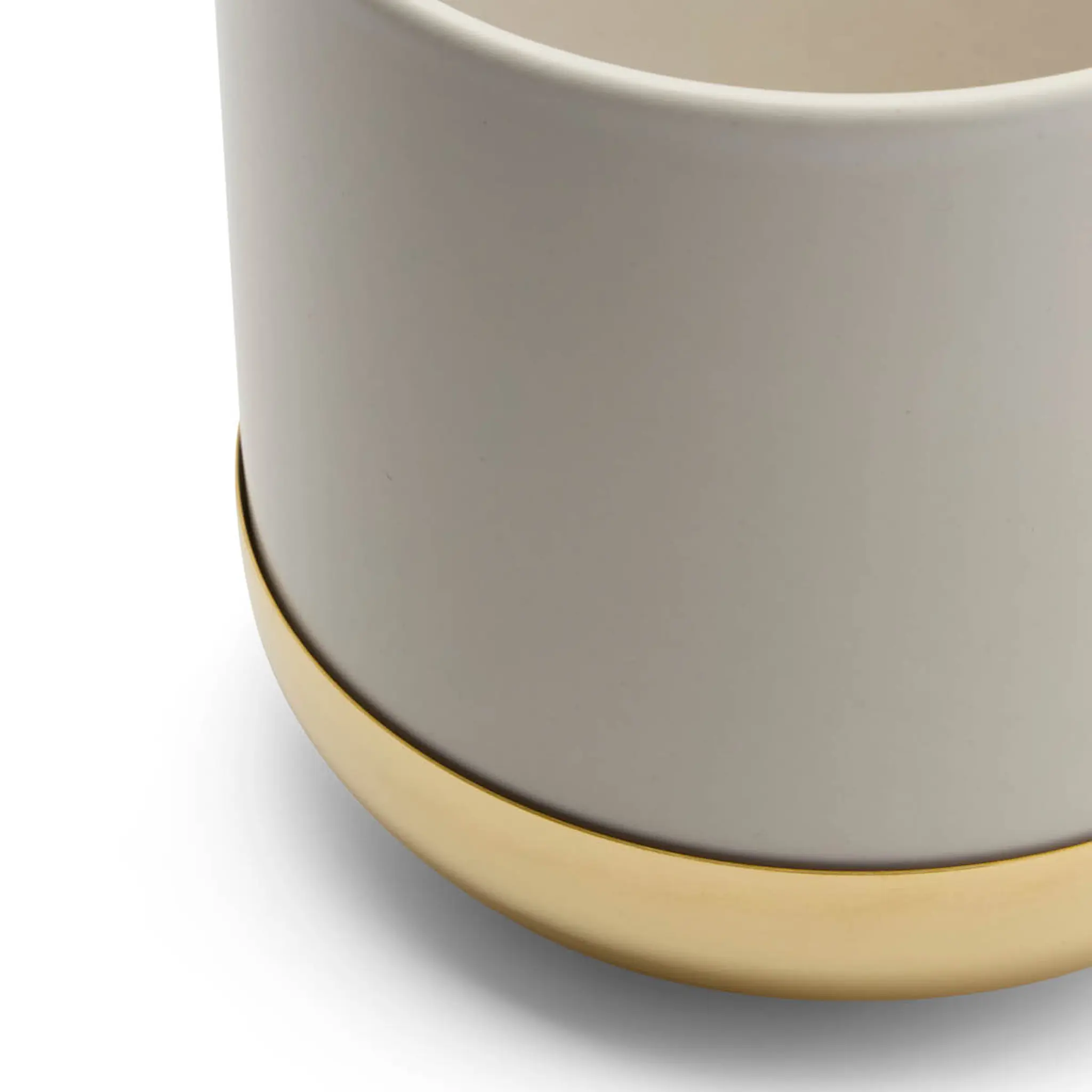 Skultuna Nurture krukke med fat 12 cm benhvit/messing hover