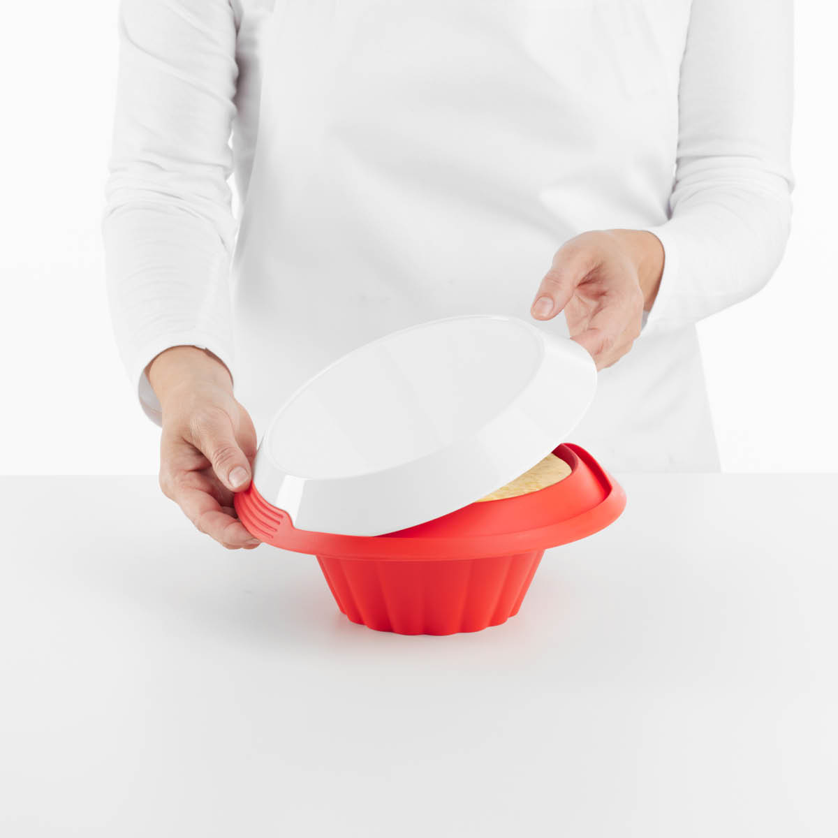 Lékué Puddingform i silikon med tallrik 1,3 L röd/vit