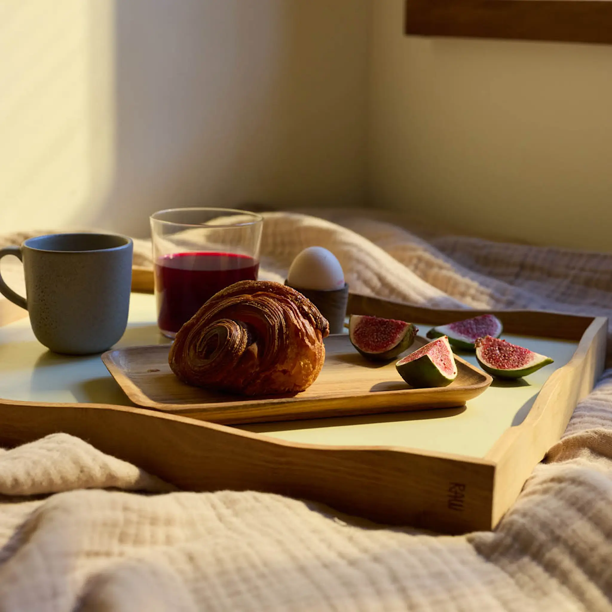 Aida RAW Teak vendbart brett 45 cm