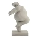 Grå