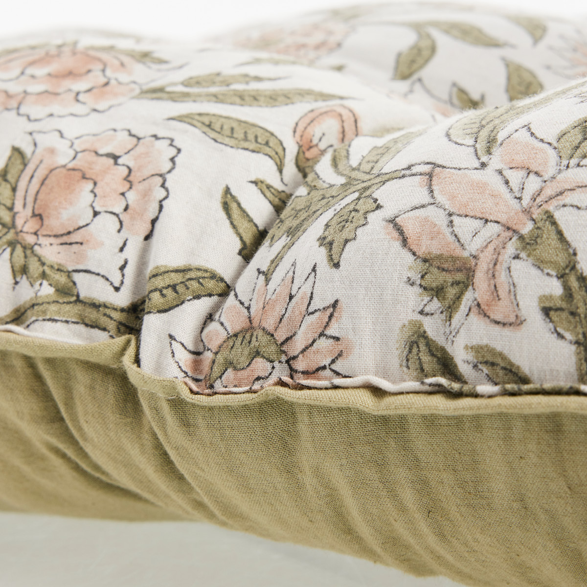 Lene Bjerre Ivy sittepute 45x45 cm støvet grønn