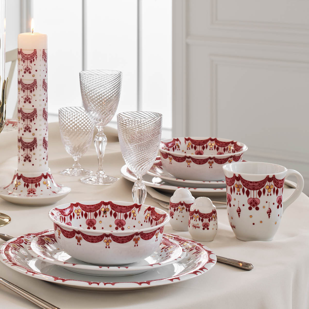 Bjørn Wiinblad Guirlande Salt Och Pepparset 6 cm Röd