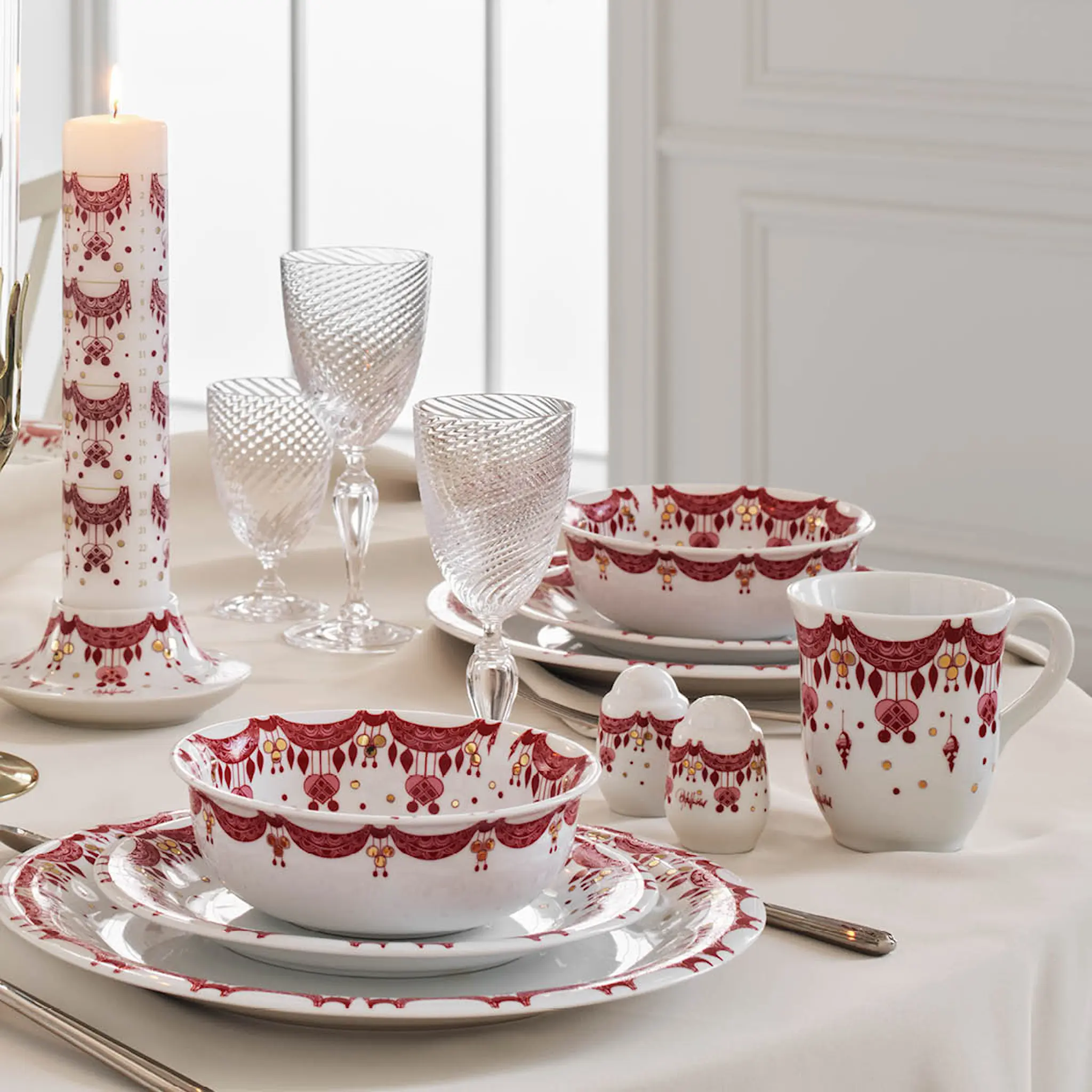 Bjørn Wiinblad Guirlande Suola- ja Pippurisirotin 6 cm Punainen