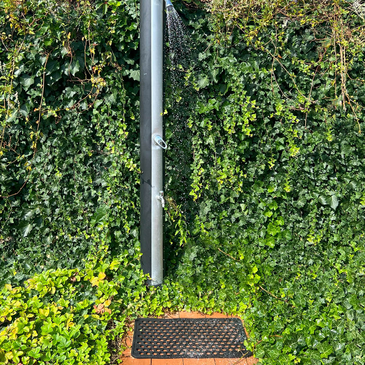 Tica Copenhagen Dot dörrmatta gummi 40x60 cm svart