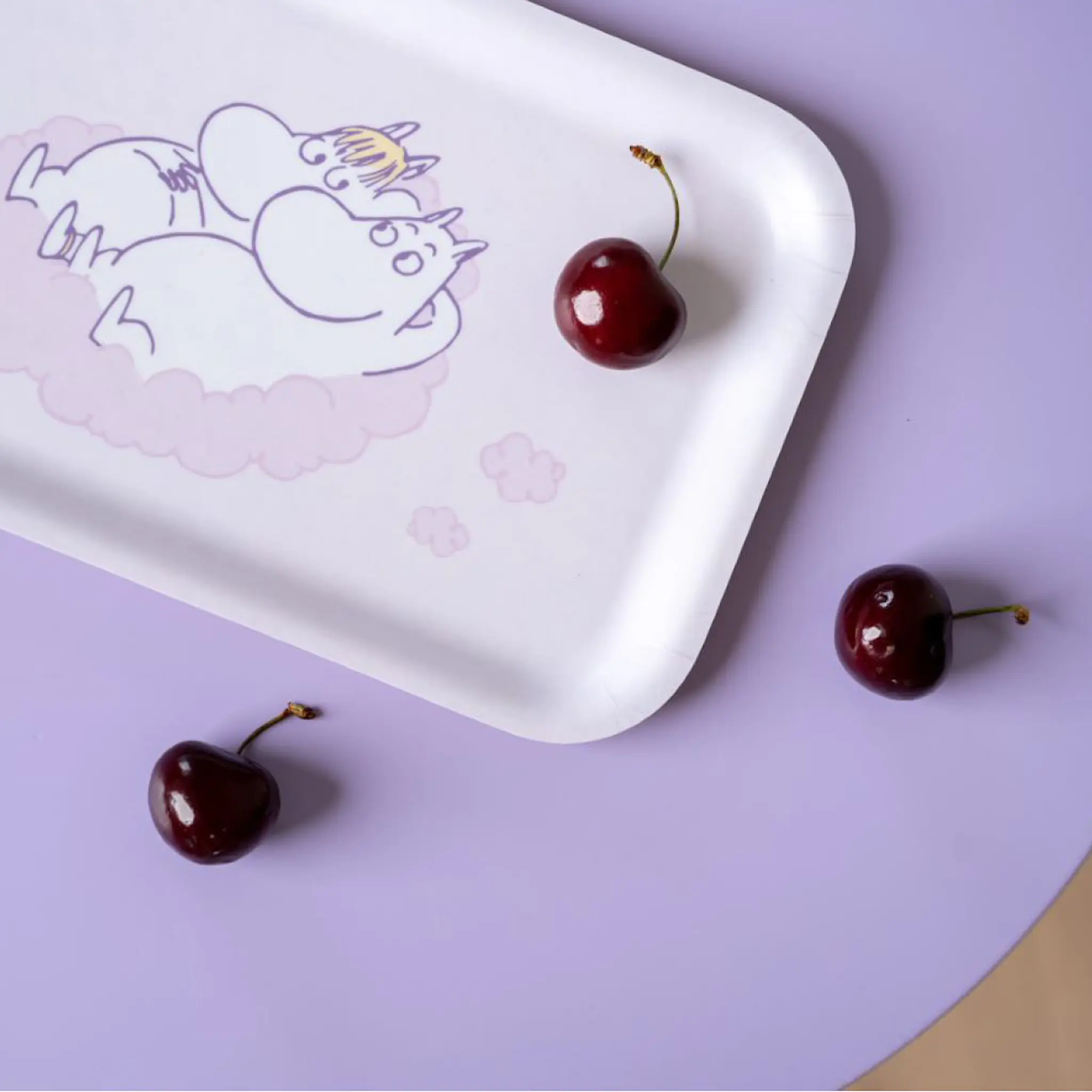 Muurla Mumin bricka 27x13 cm i molnen