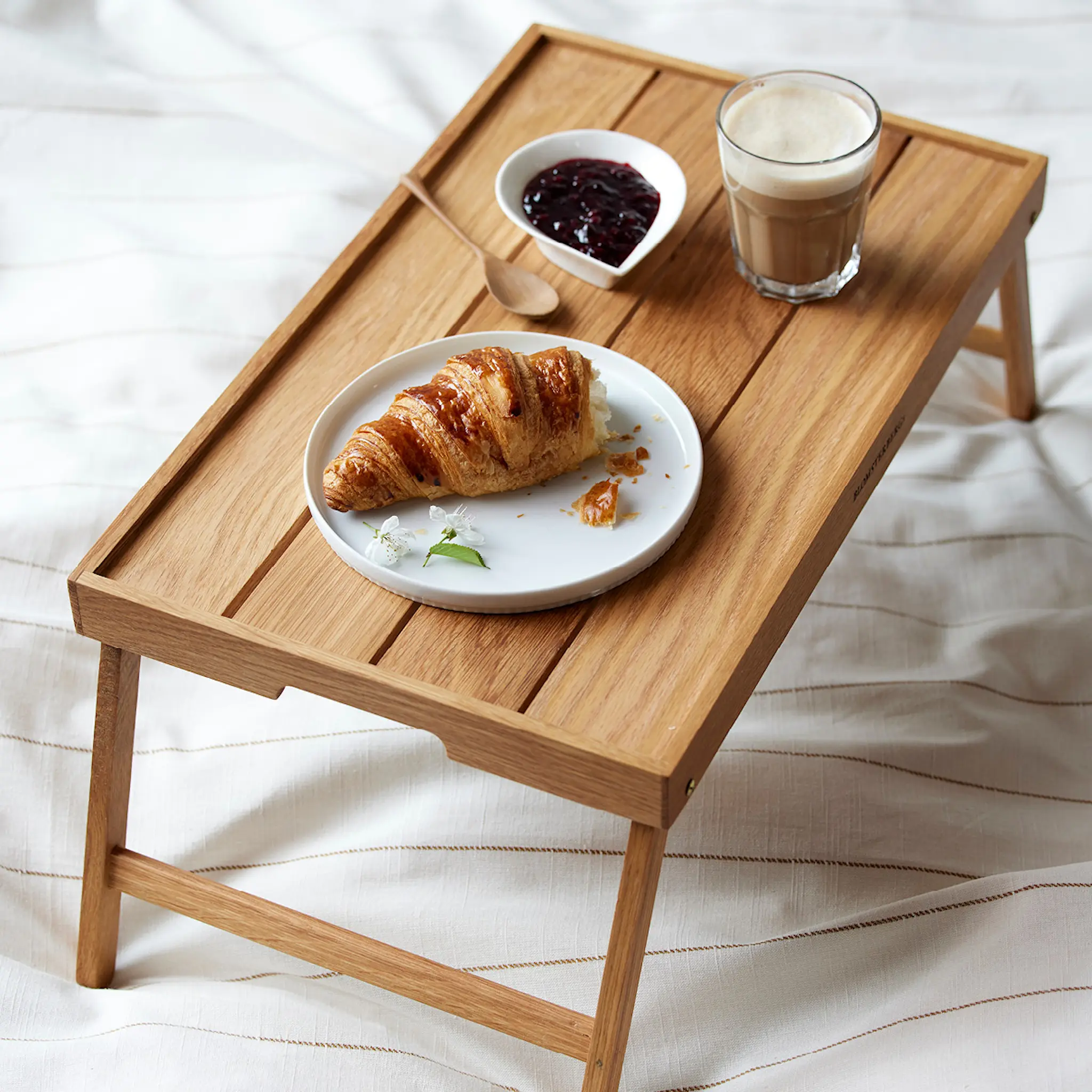 Blomsterberg Tarjotin 64x31,5 cm Tammi