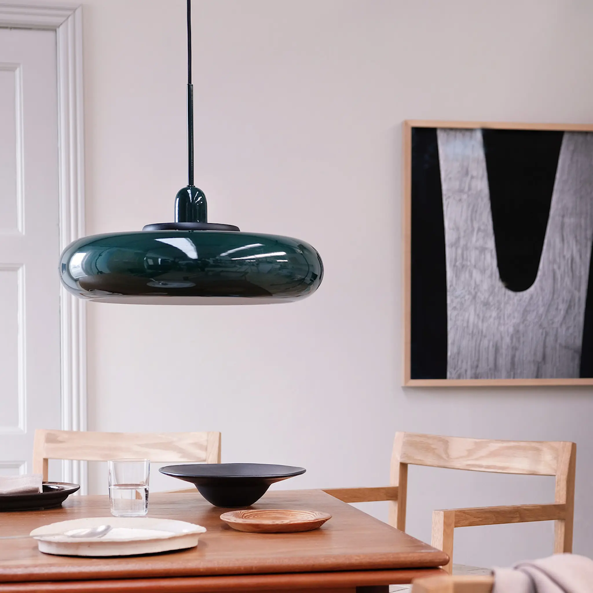 Dyberg Larsen Planet pendellampa 36 cm mörkgrön