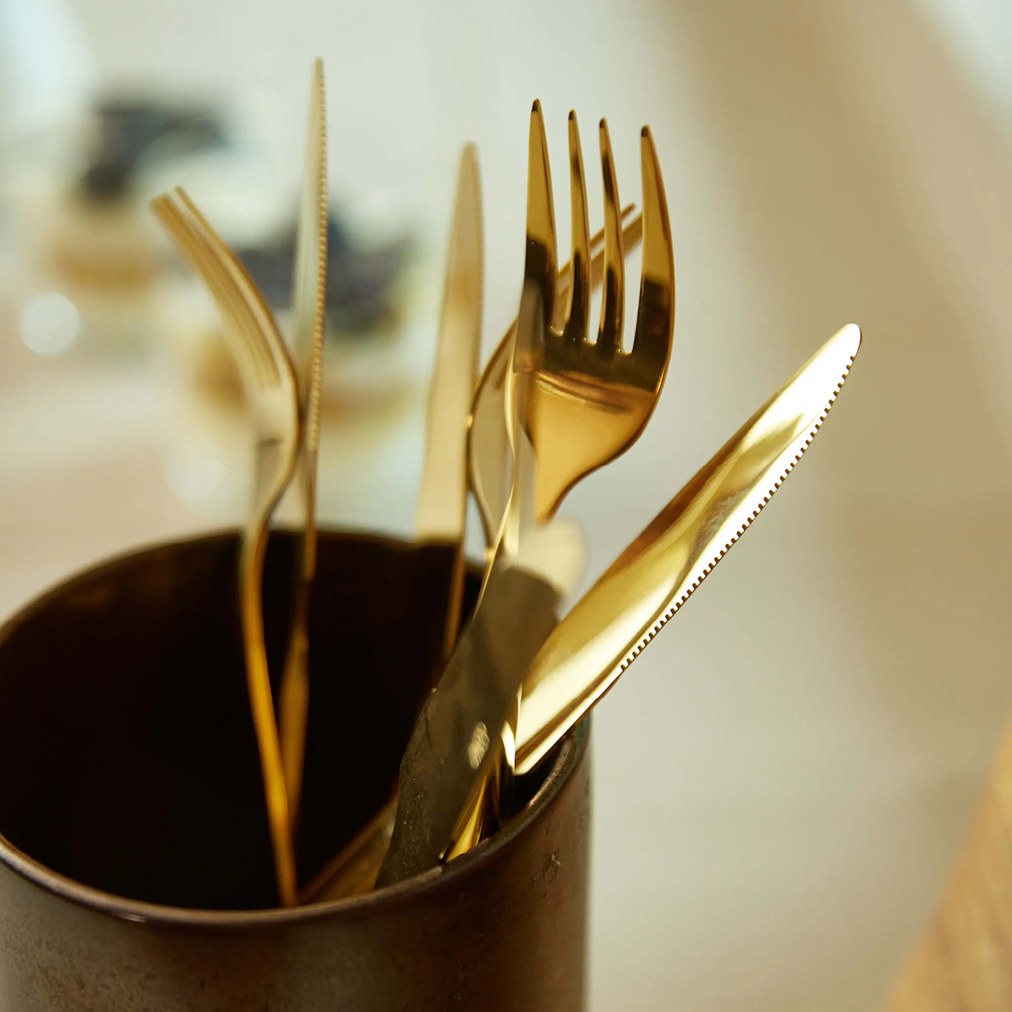 Aida Raw bestickset 40 delar guld