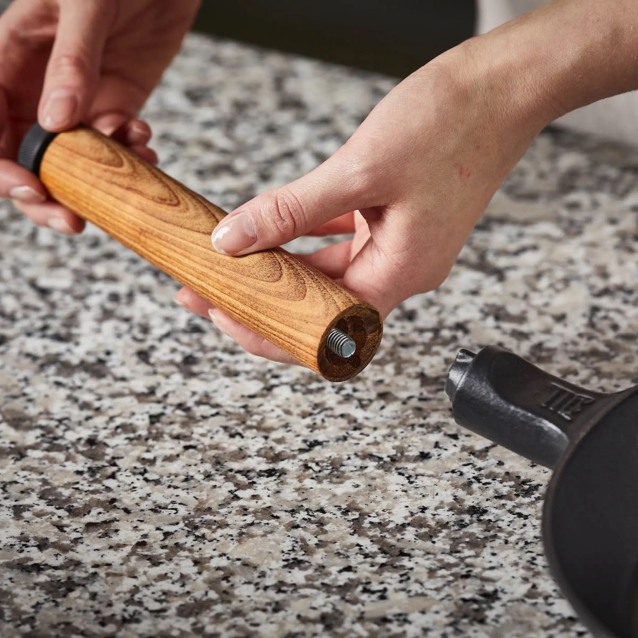 Fiskars Norden støpejernpanne 28 cm hover