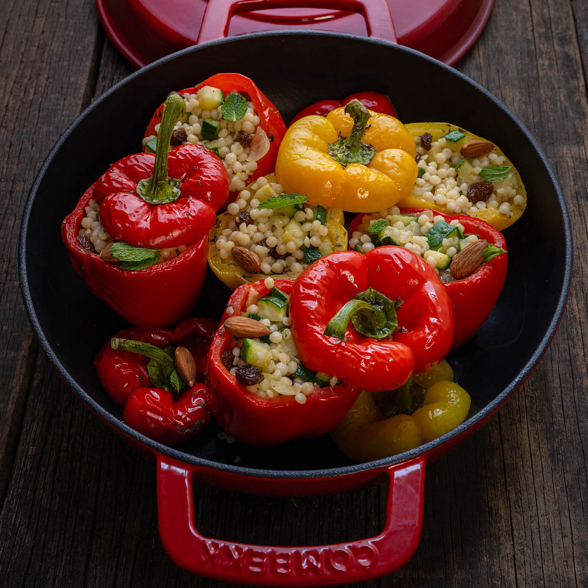 Combekk Braiser gjutjärnsgryta 28 cm 5 L cherry