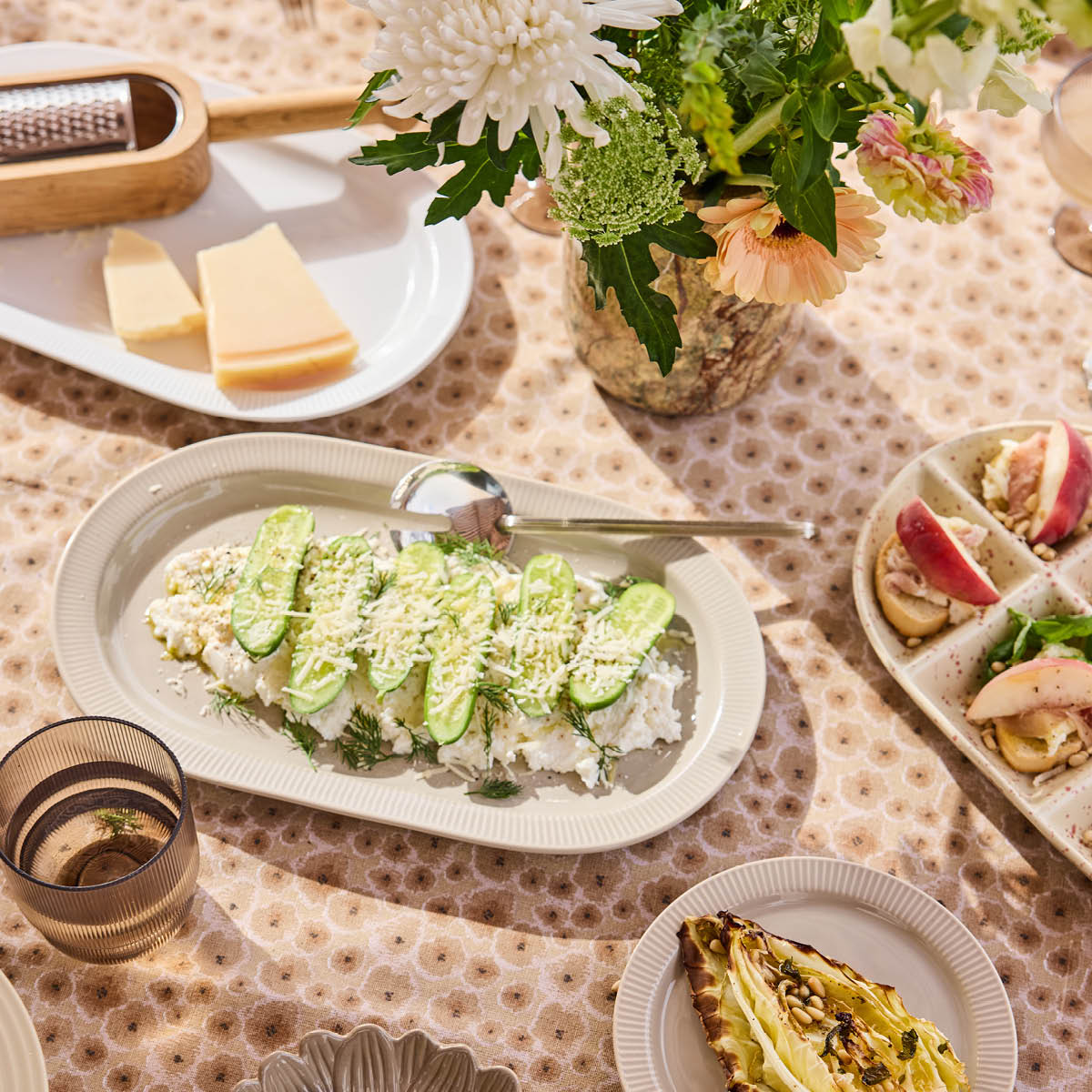 Sagaform Inka serveringsfat 34x20 cm hvit