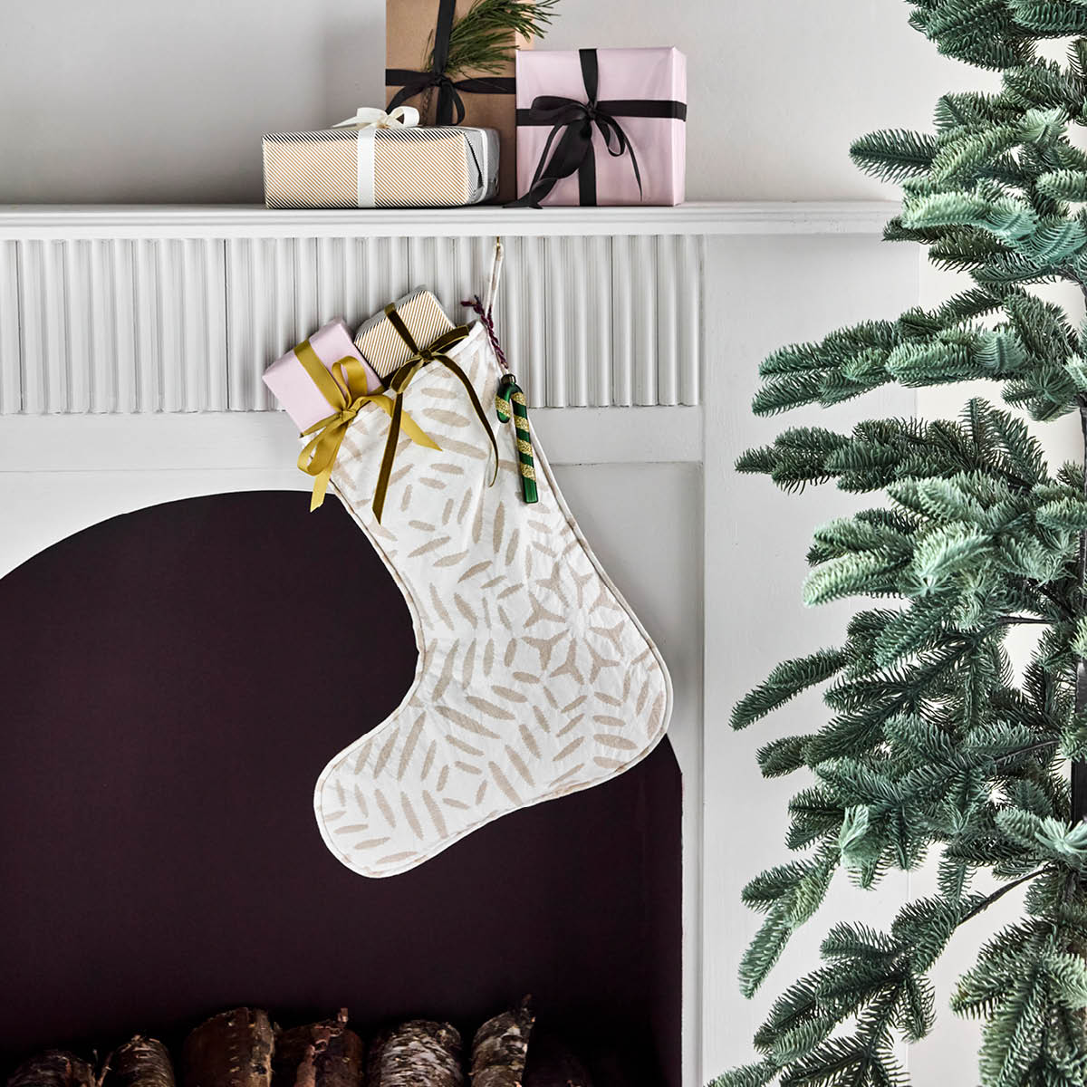 House Doctor Clip Joulusukka 44 cm Off-white