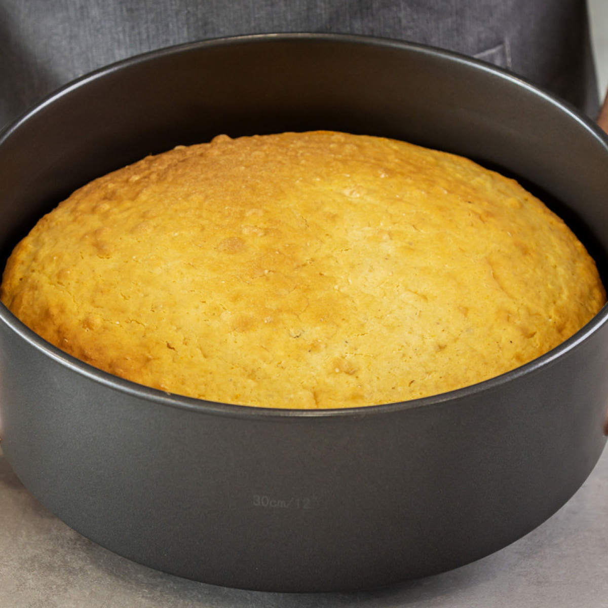 MasterClass Non-stick høy kakeform 30 cm 5L