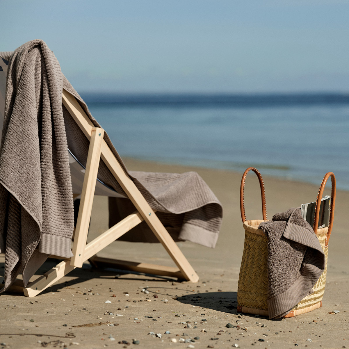 Zone Classic Kylpypyyhe 140x70 cm Taupe