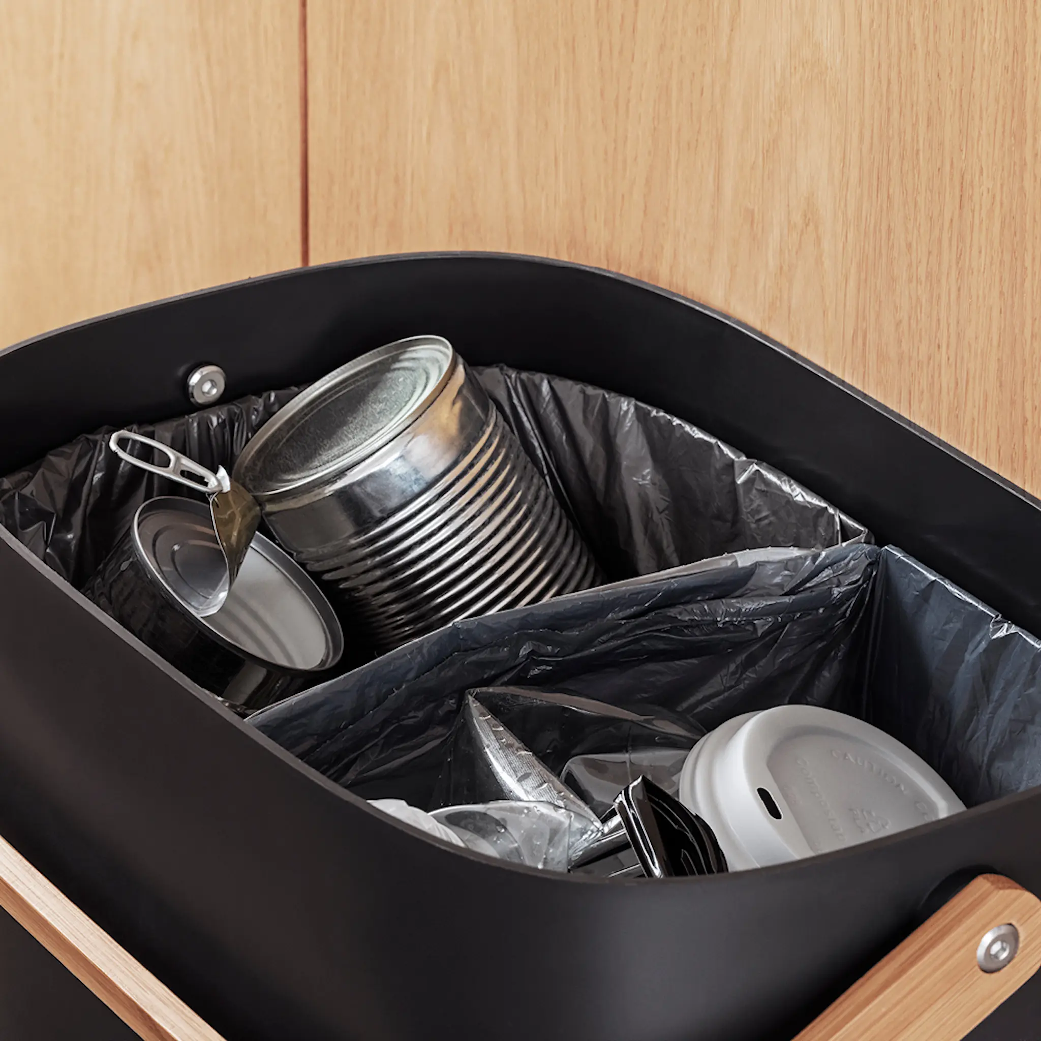 Eva Solo Reflect Jäteastia 33 L Musta