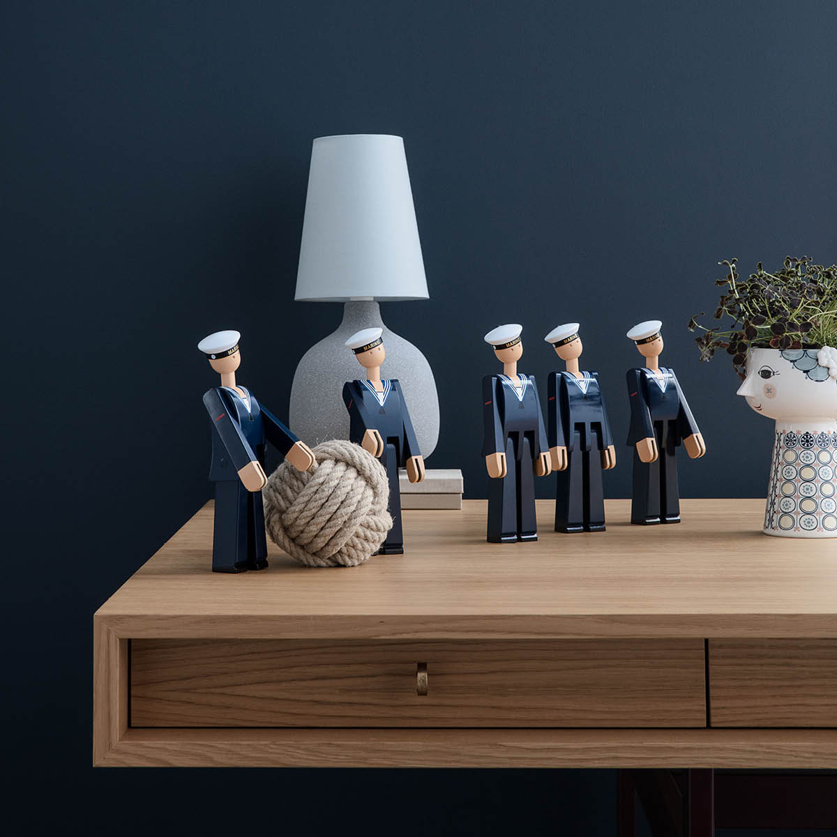 Kay Bojesen Denmark Merimies 20,5 cm Tummansininen