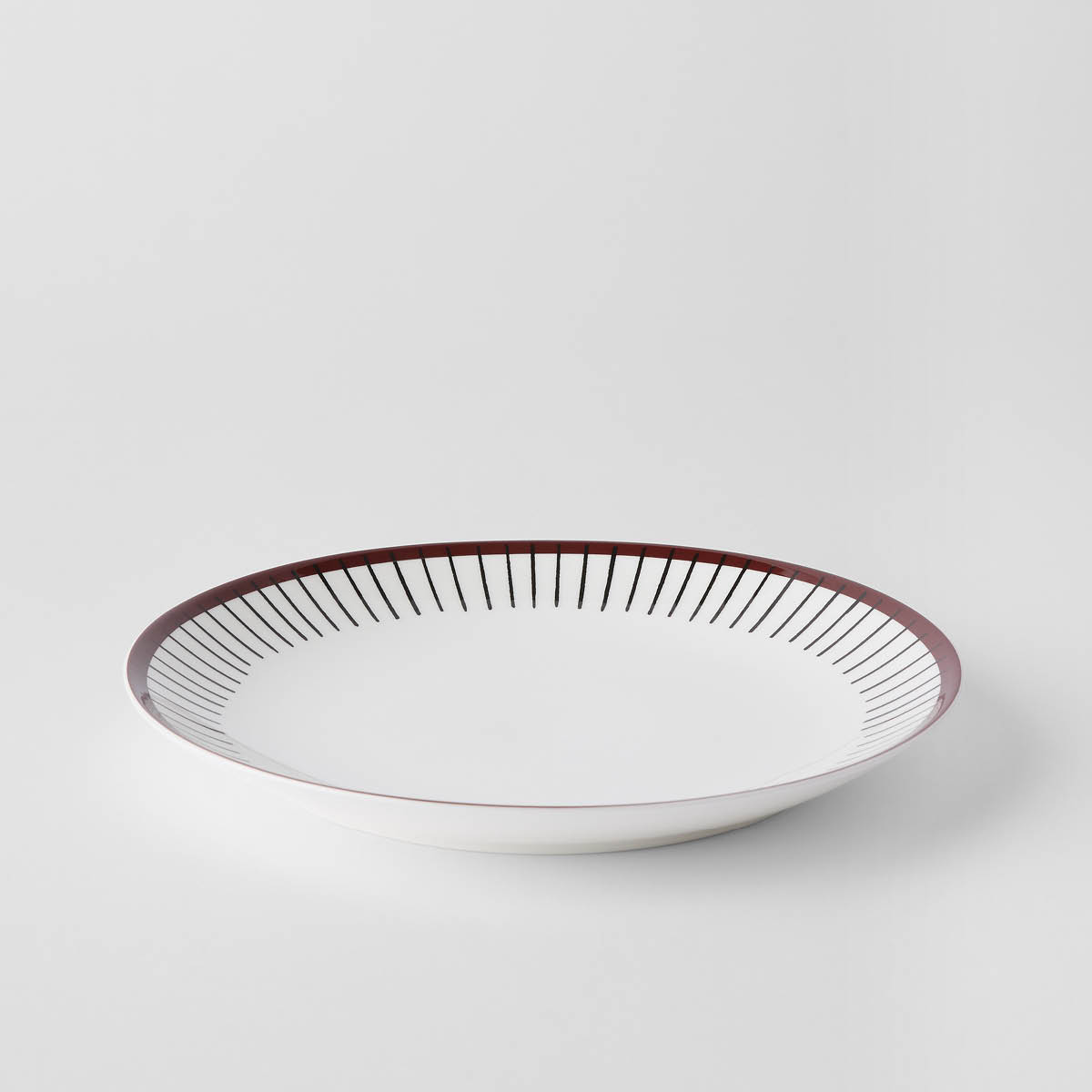Gustafsberg Ribb tallrik utan bräm 22 cm brunsvart