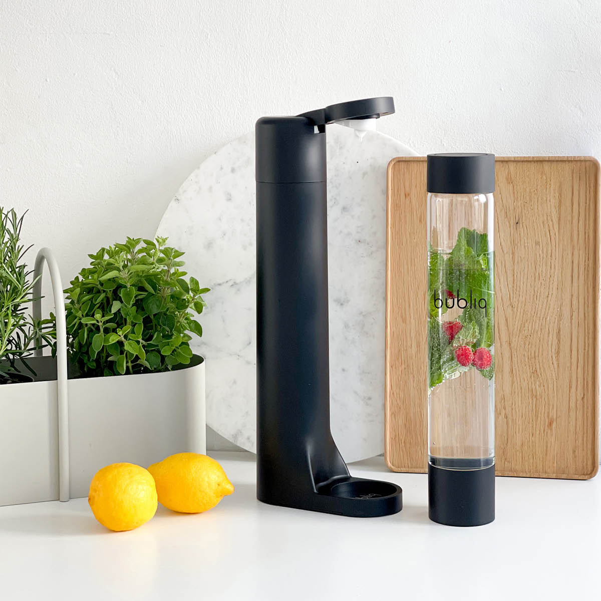 Bubliq Drink Hiilihapotuslaite Musta