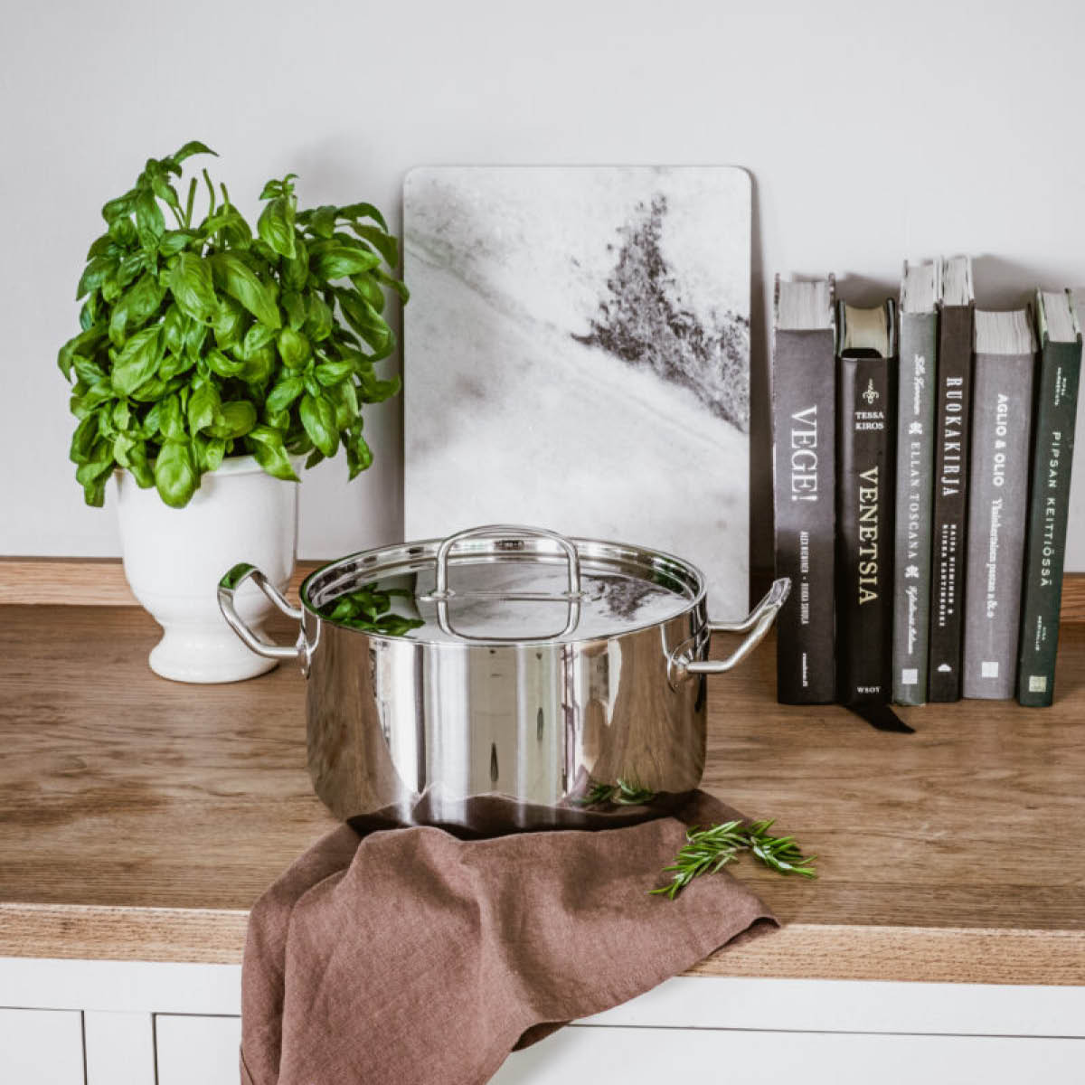 Heirol Steely Classic Triply gryta med lock 24 cm 5,5 L