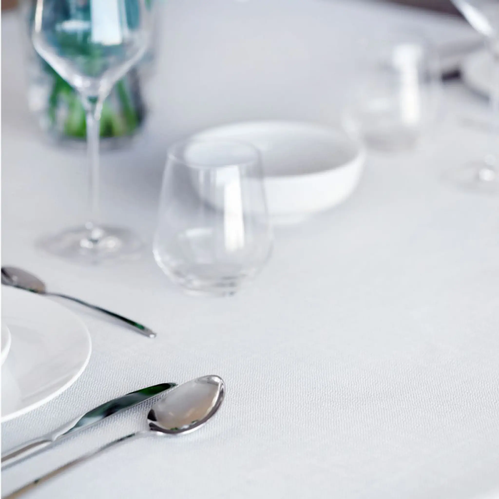 Home by Ilse Jacobsen Tabletop Collection duk 137x220 cm pearl white