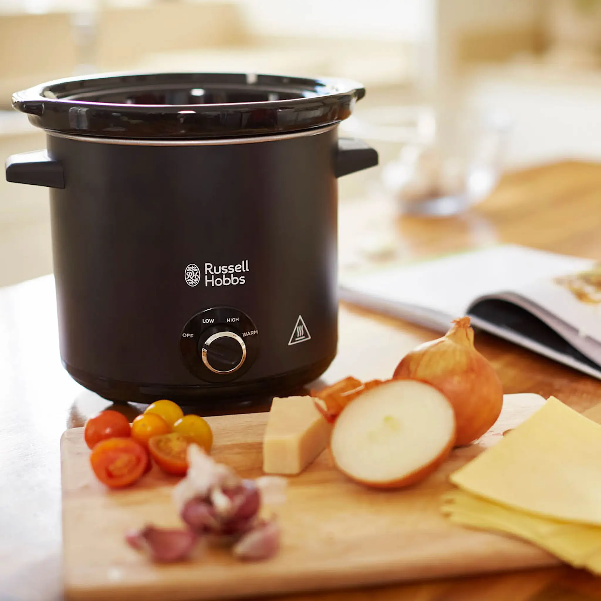 RUSSELL HOBBS SlowCooker-gryta med griffeltavla 3,5 L 200W svart