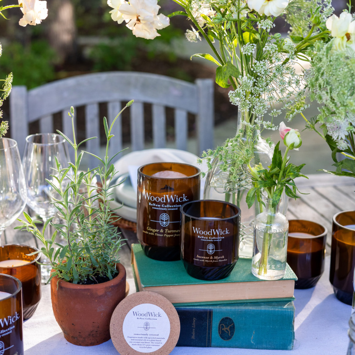 WoodWick Renew Tuoksukynttilä 9,7x7,9 cm Tomato leaf & basil