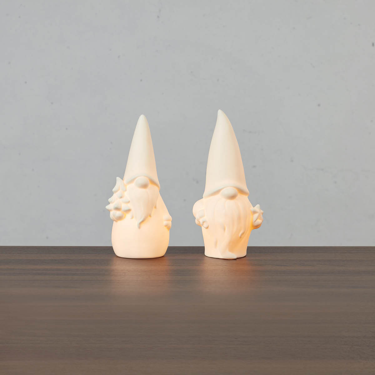 Markslöjd Luka tomte LED-figur 25 cm 2 delar vit