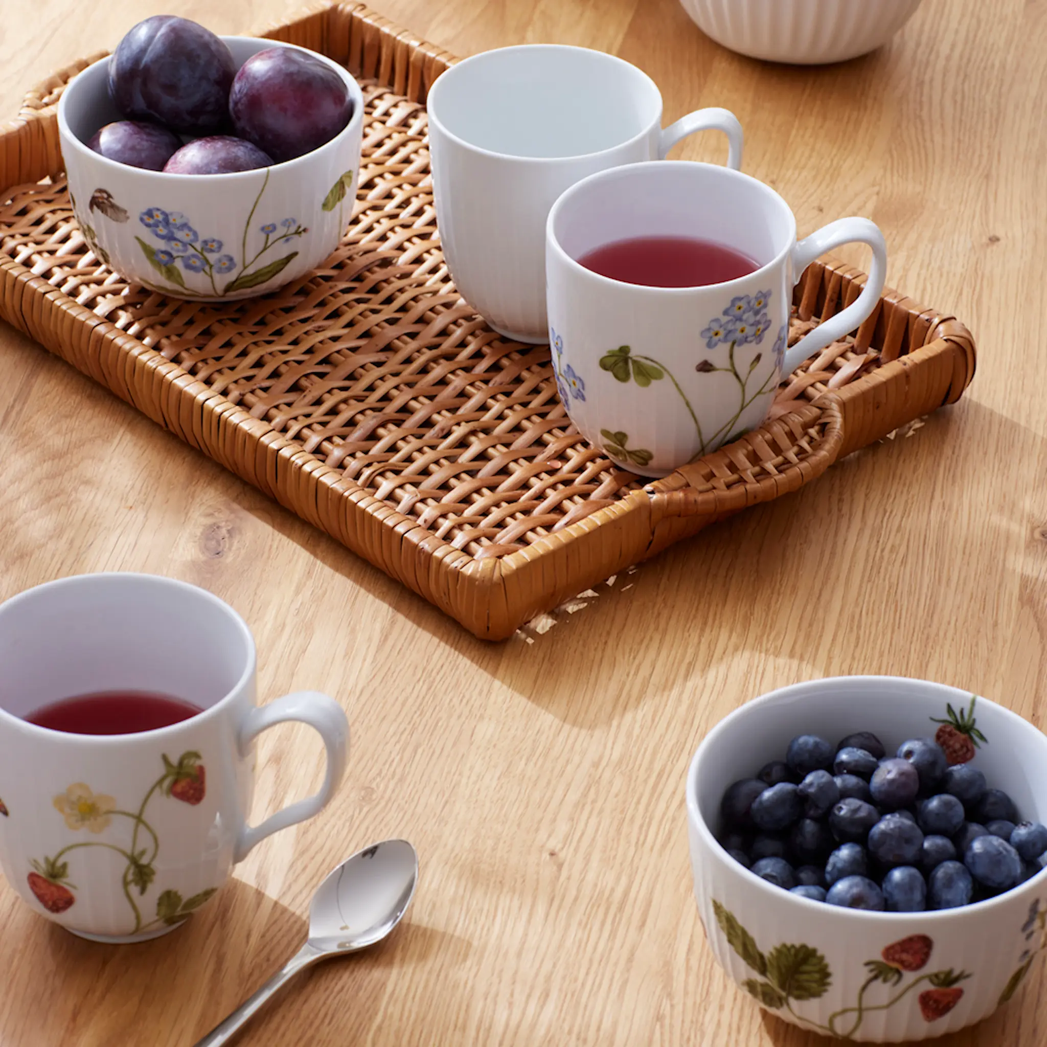 Kähler Hammershøi Summer Muki 33 cl Forget Me Not