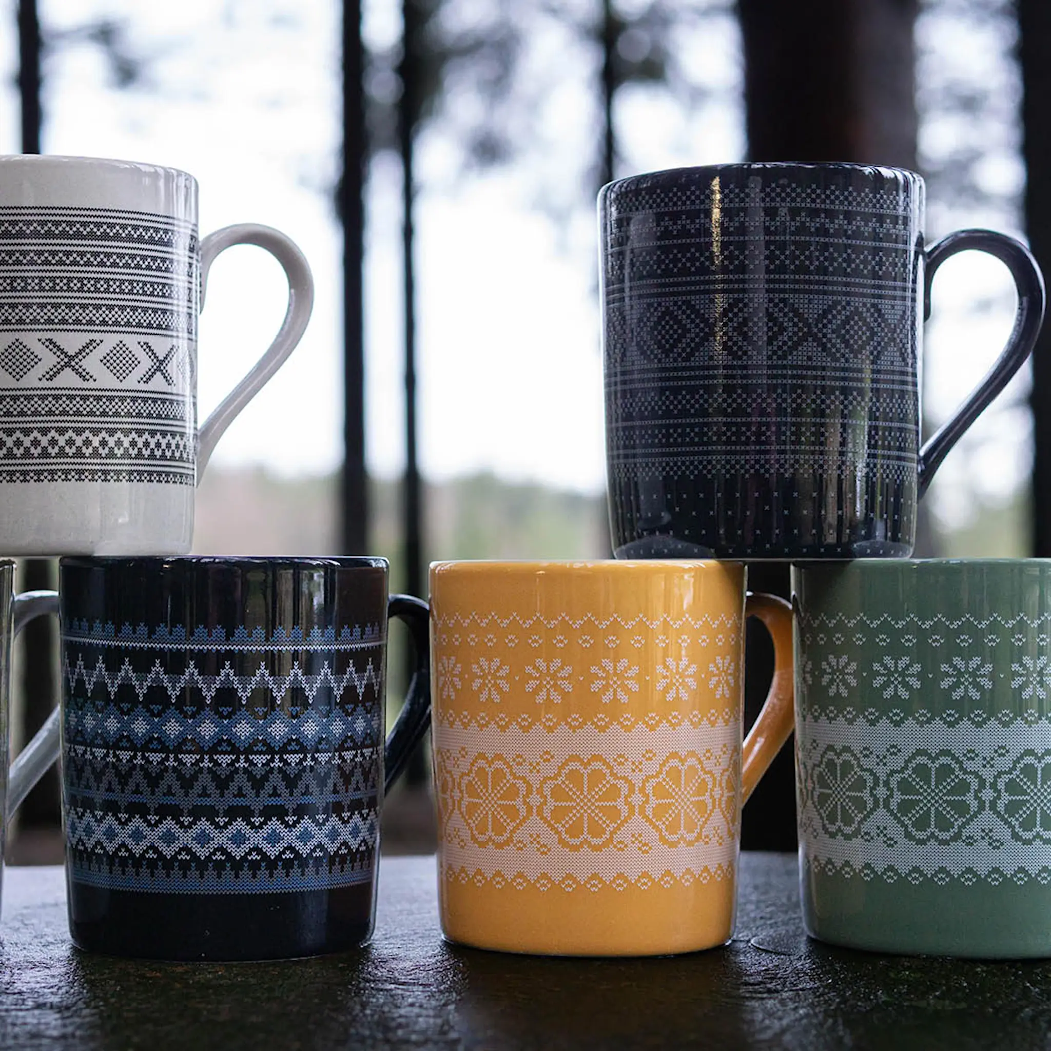 Modern House Knit Mugg 35 cl Svart