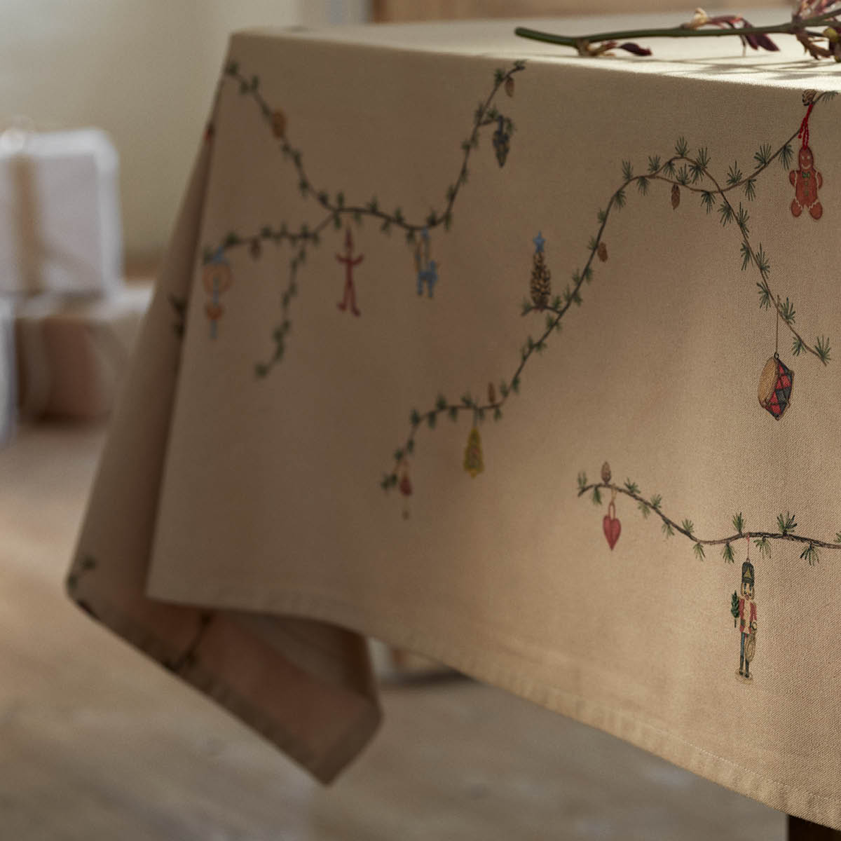 Kähler Hammershøi Christmas duk 150x220 cm sand