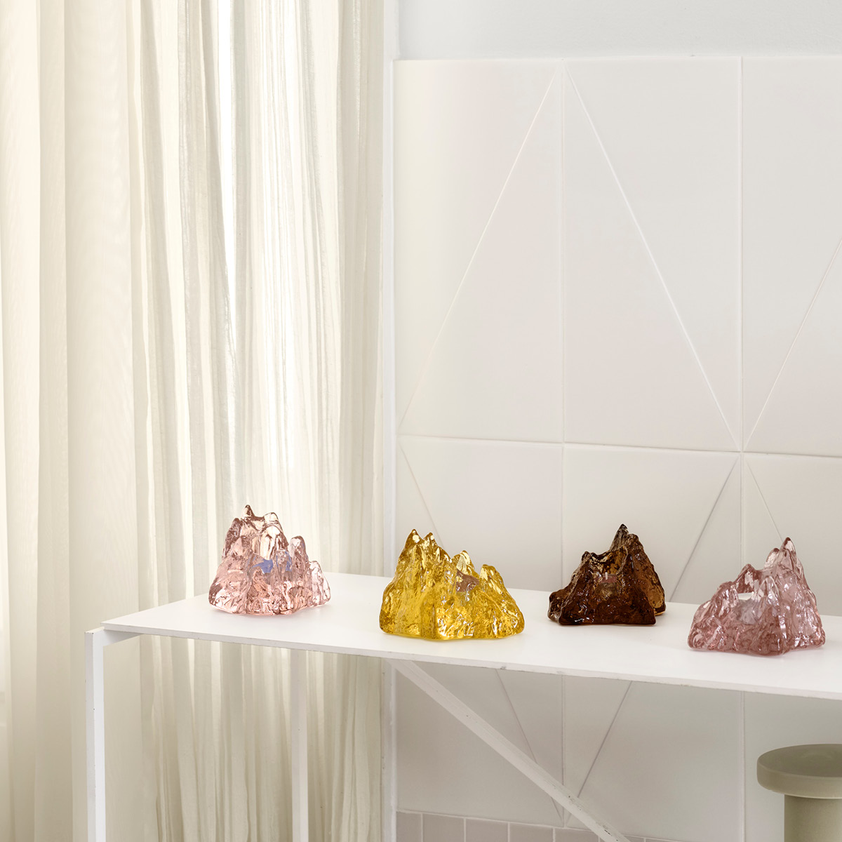 Kosta Boda The Rock Ljuslykta 9,1 cm Brons