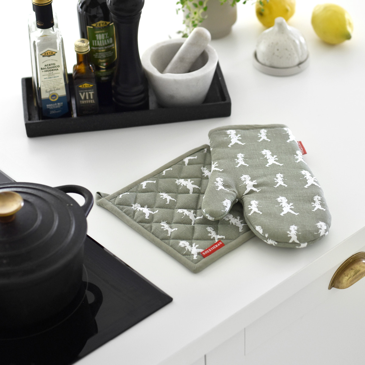 SOLSTICKAN Solstickan Patakinnas ja Grillihanska Vihreä