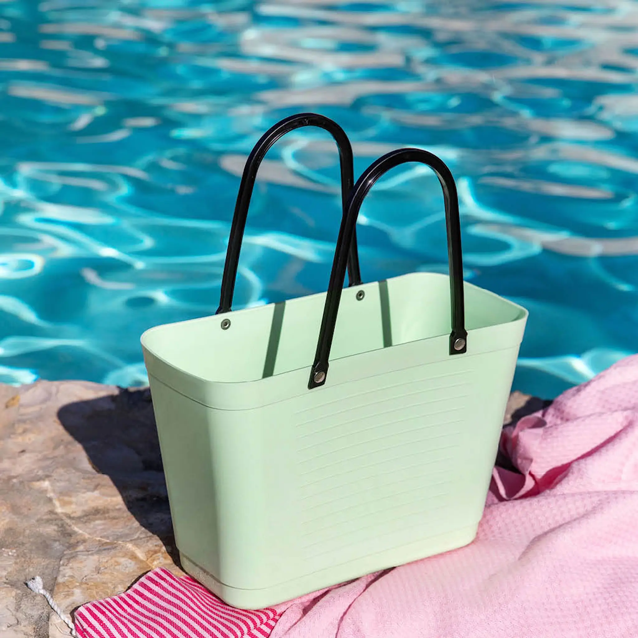 Hinza Green Plastic veske liten 7,5L lys grønn hover