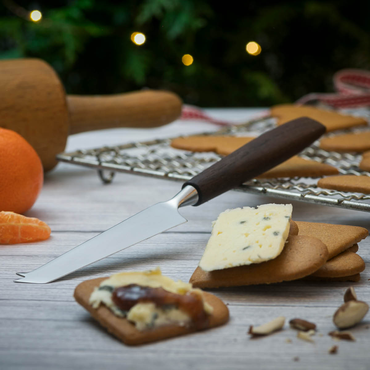 Bjørklund Valnøtt Juustoveitsi 23 cm Teräs/Pähkinäpuu