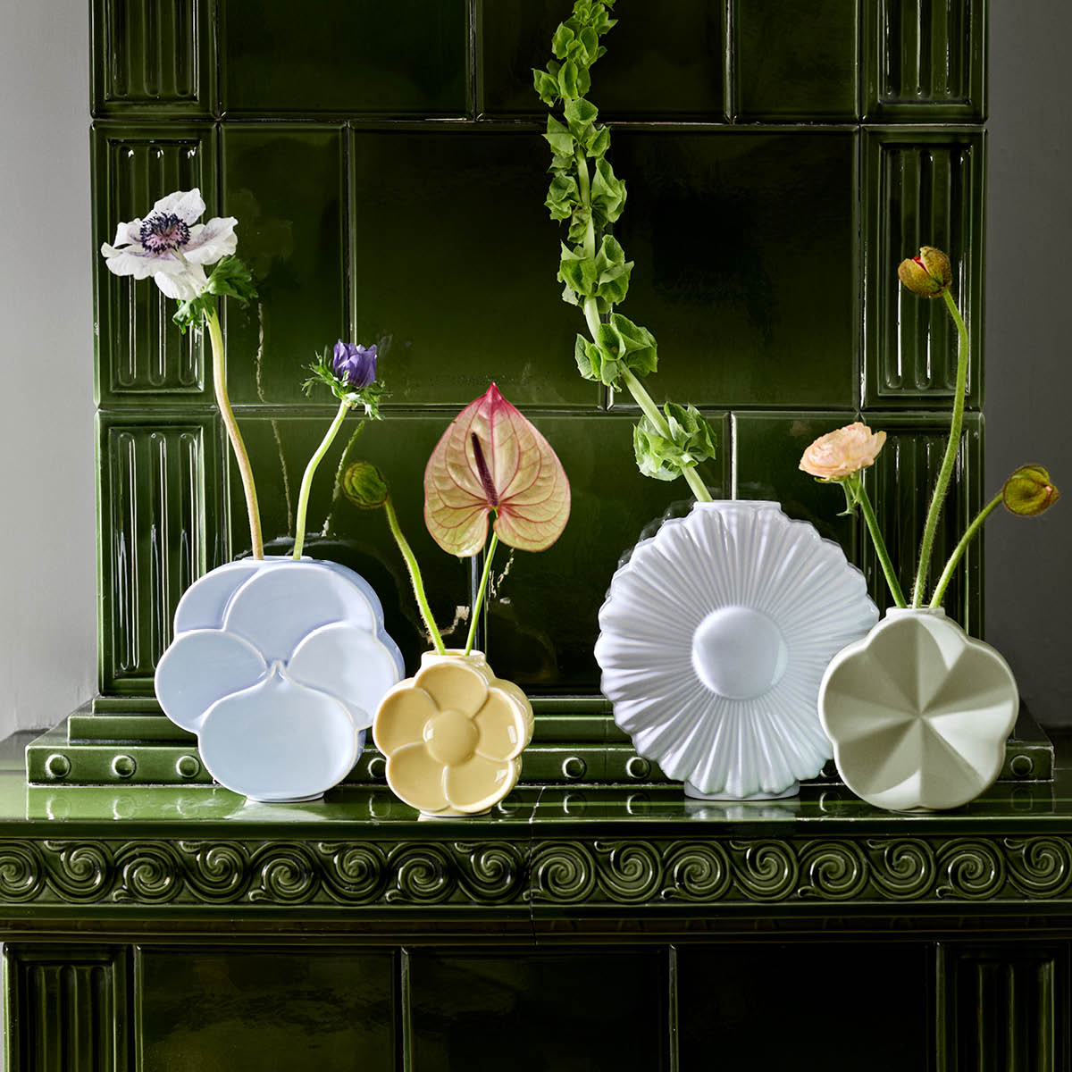 Lyngby Porcelæn Flower vas åkervinda 14 cm grön