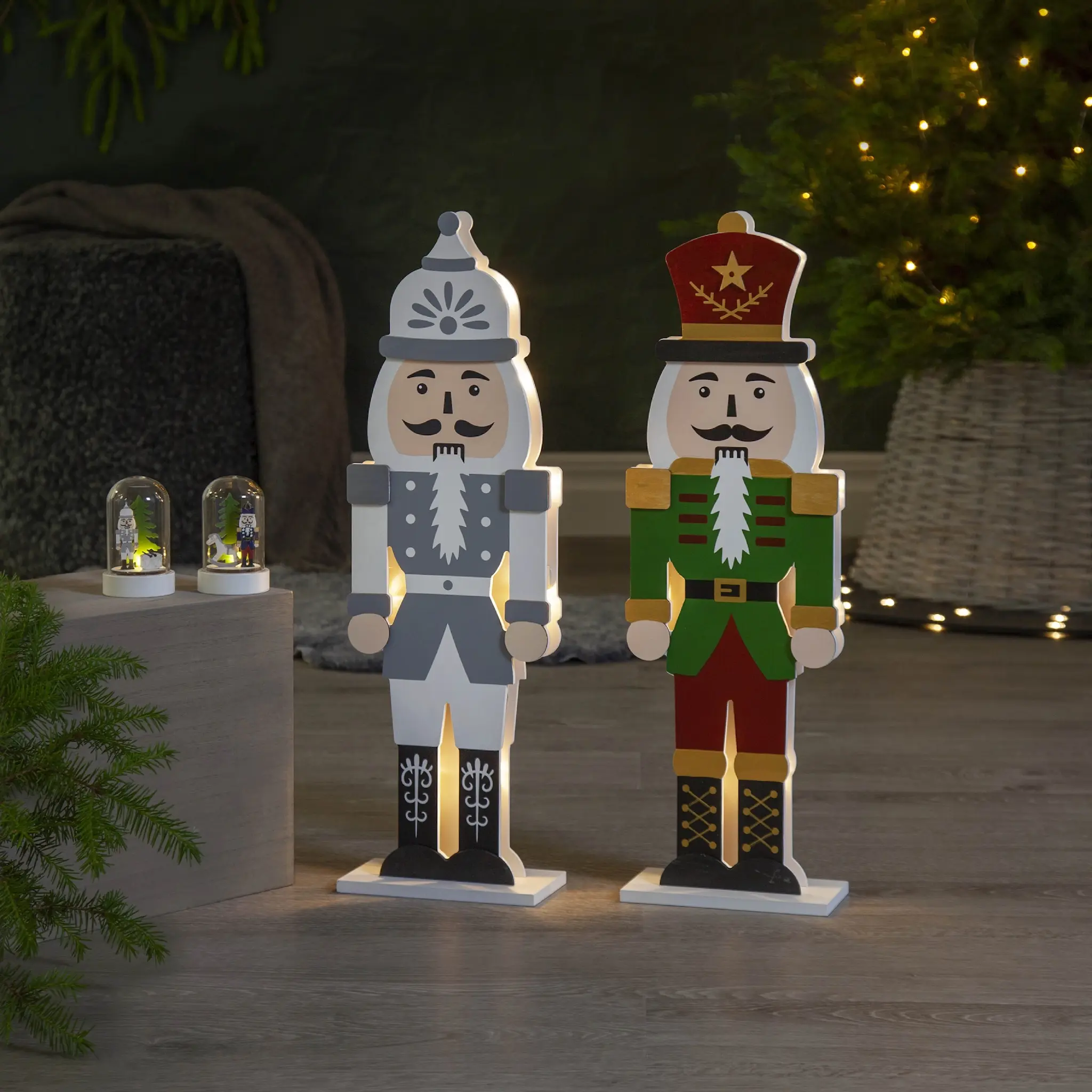 Star Trading Nutcracker juledekorasjon 52 cm grønn/rød