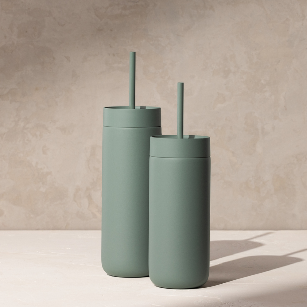 Fellow Carter Cold Desert Capsule tumbler med sugrör 590 ml smoke green