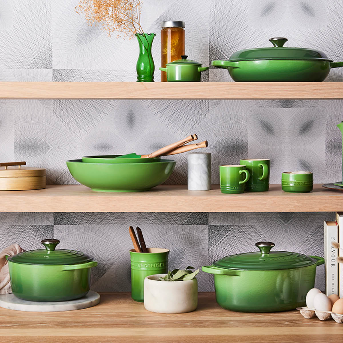 Le Creuset Signature støpejernsgryte rund 24 cm 4,2L bamboo green
