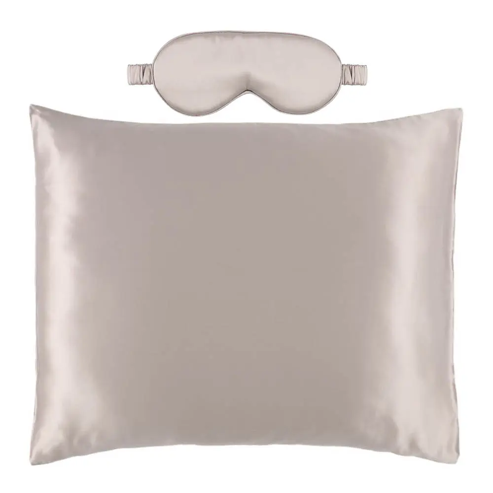 Lahjapakkaus: Silkkinen tyynyliina ja unimaski Vaaleanharmaa