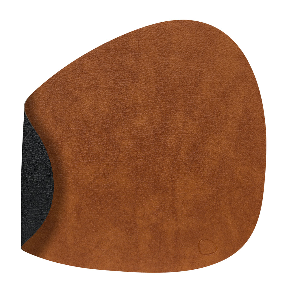 LIND DNA - Curve Bull Pöytätabletti kaksipuolinen 37x44 cm Cognac/Black