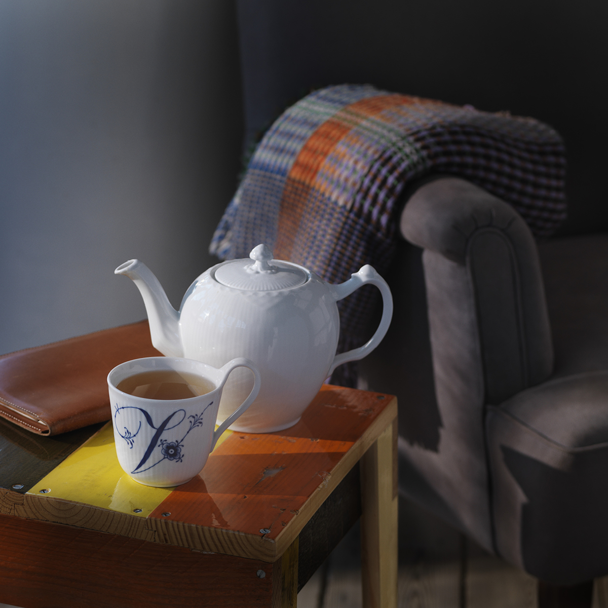 Royal Copenhagen Hvit Riflet Halvblonde tekanne 1L