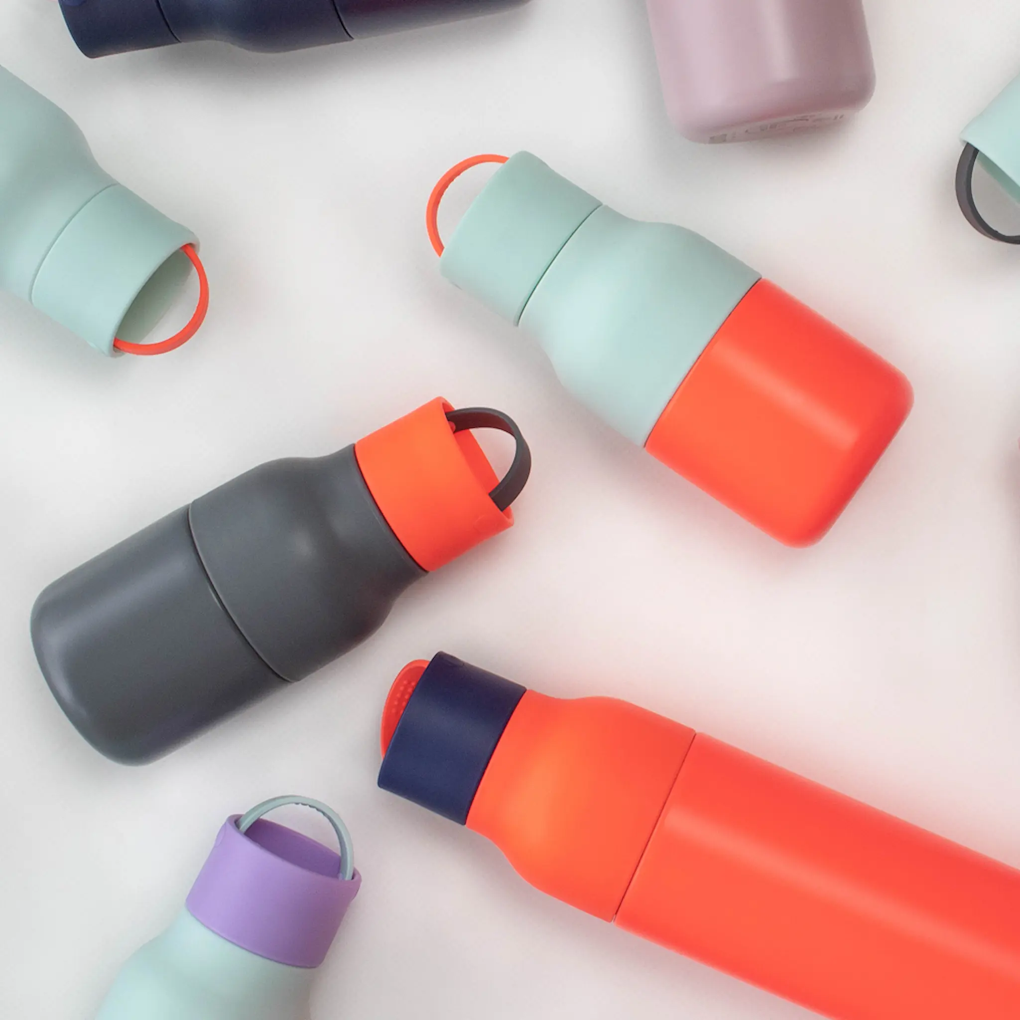 Lund London Active Bottle 25cl Grey & Coral