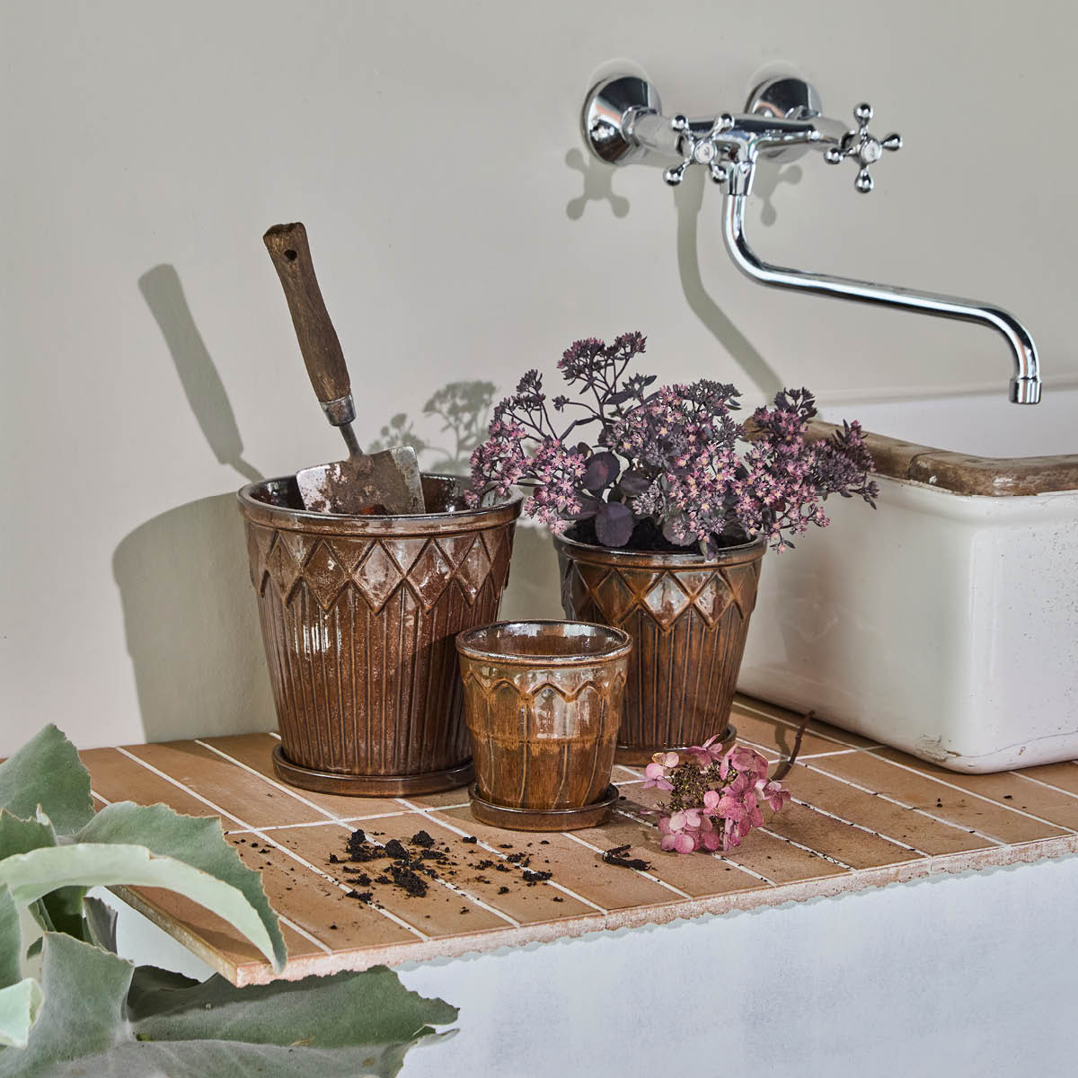 House Doctor Cora Kukkaruukku 3 osaa Ruskea