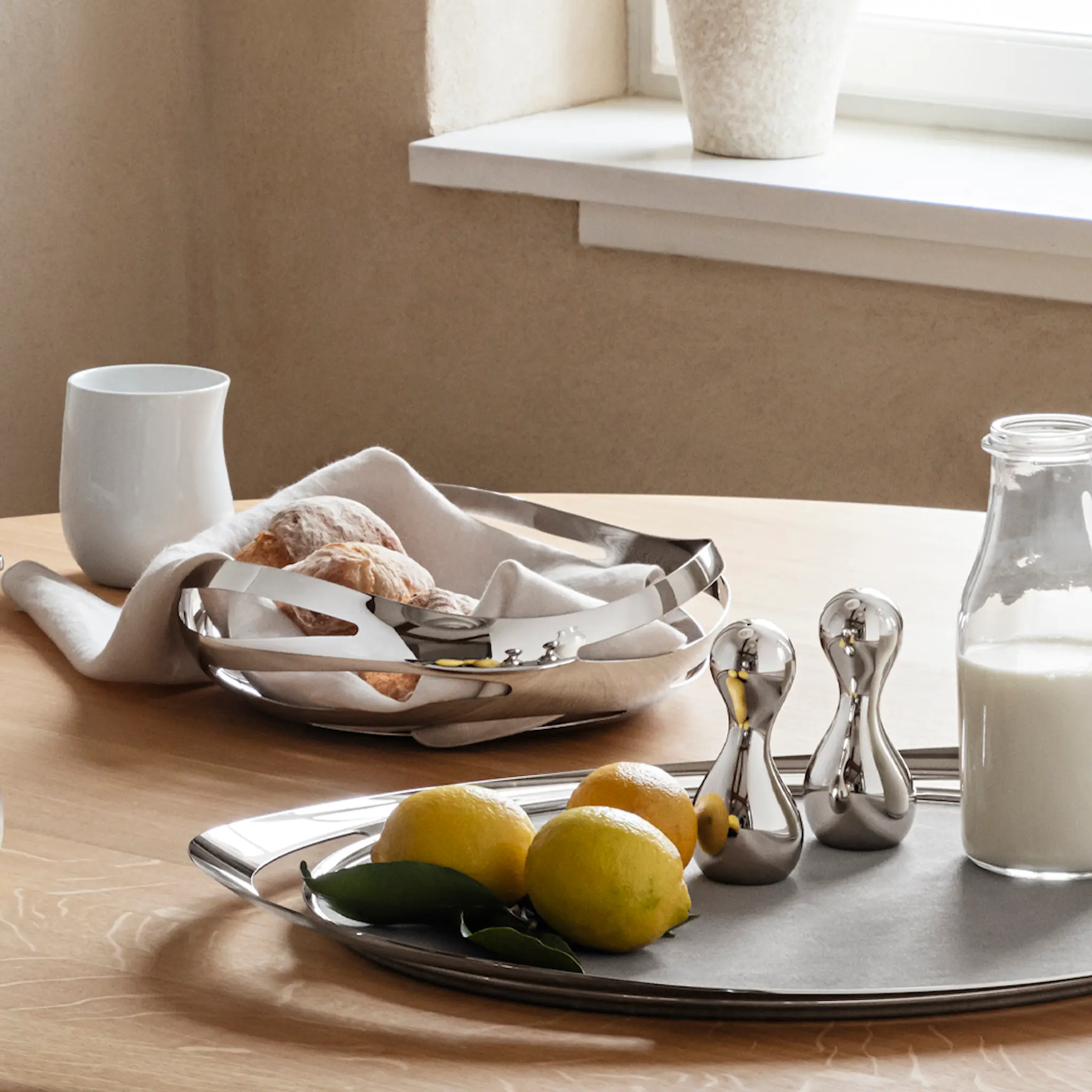 Georg Jensen Cobra Serveringsbricka 48x36 cm Rostfri